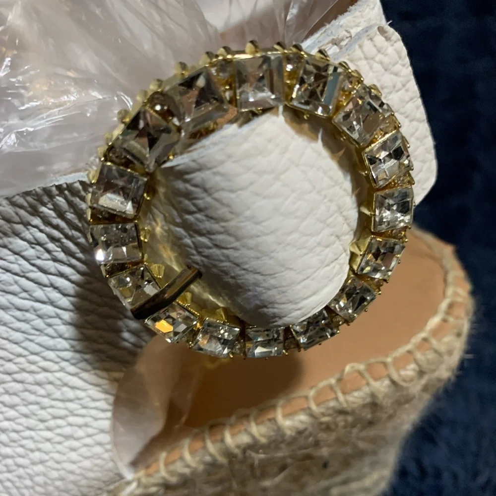 Maypol 7.5 White Leather Sandals - Picture 9 of 9